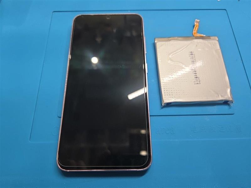 GalaxyS23のバッテリー交換はお任せください！【スマホ修理工房 池袋P'パルコ店】